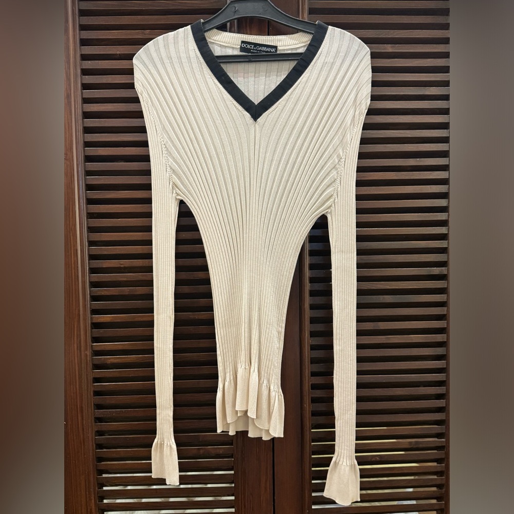 Dolce gabbana sweater. Great quality